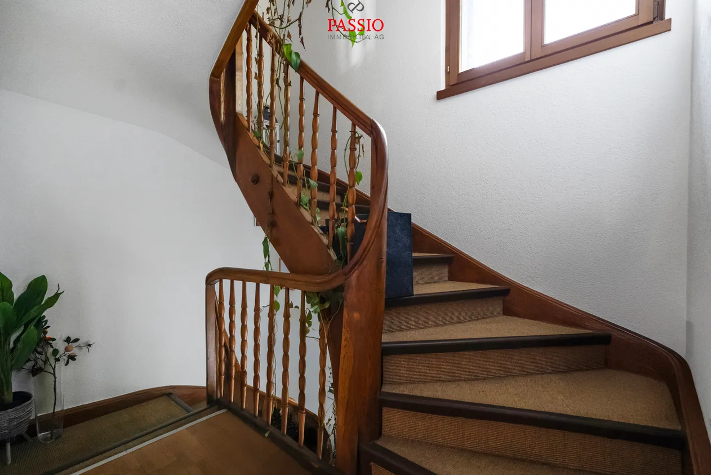 5.5-Zimmer-Doppelhaus mit 2-Zimmern-Studio, Garten &amp; 3 Parkplätzen - Foto 11 von 25