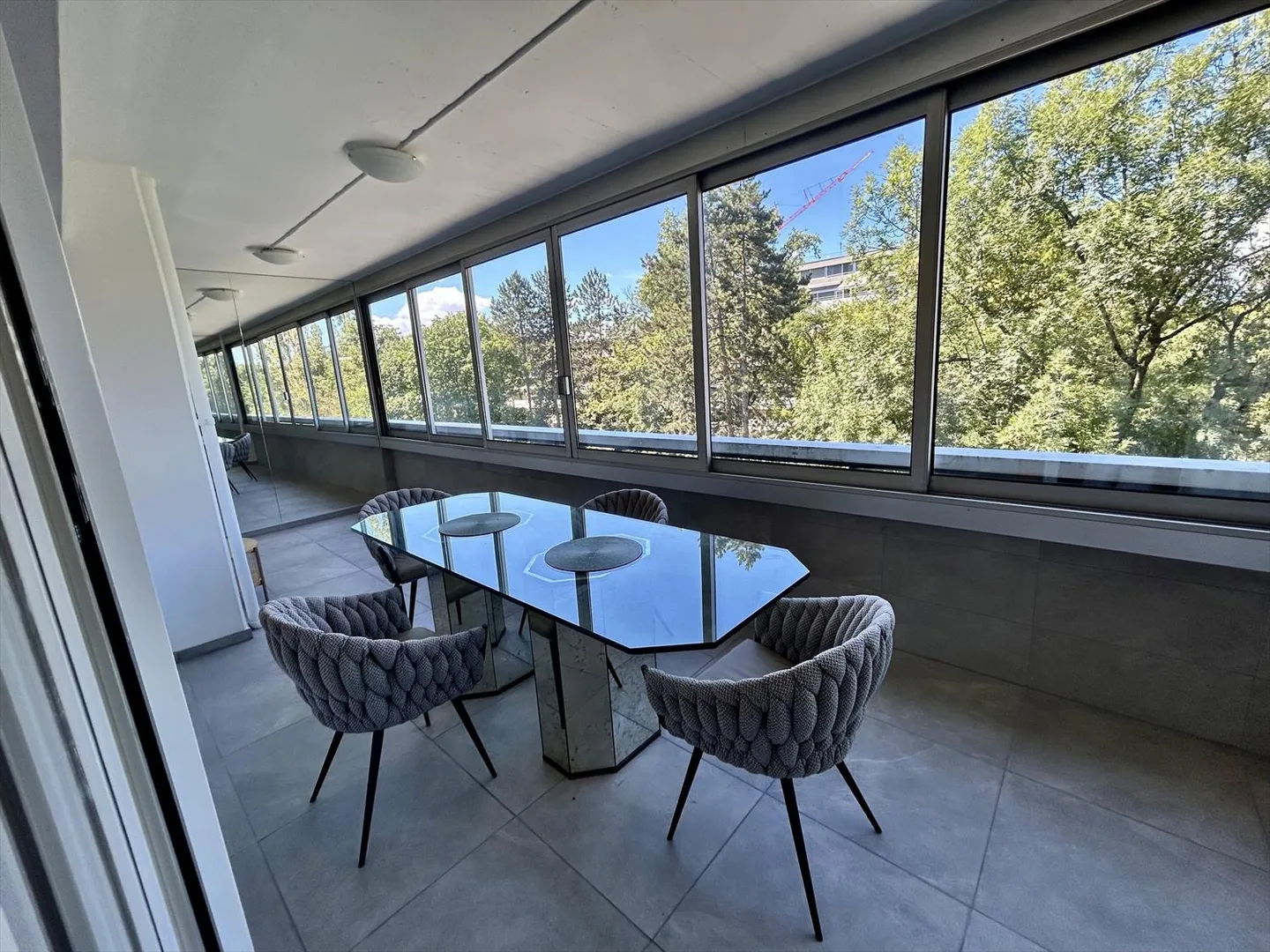 Bellissimo appartamento arredato in una residenza di alto livello con piscine - Foto 2 di 10