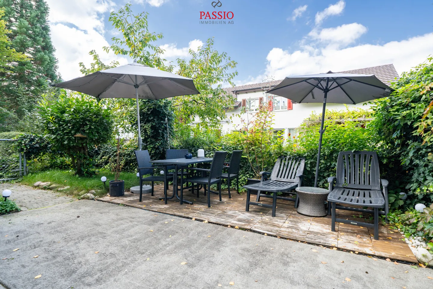 5.5-Zimmer-Doppelhaus mit 2-Zimmern-Studio, Garten &amp; 3 Parkplätzen - Foto 20 von 25