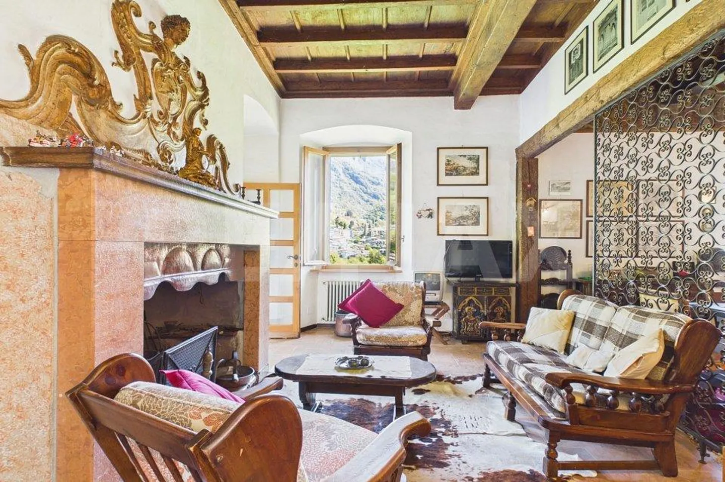 Magnifique maison dans le centre historique du village de Castello Valsolda - Photo 6 sur 13