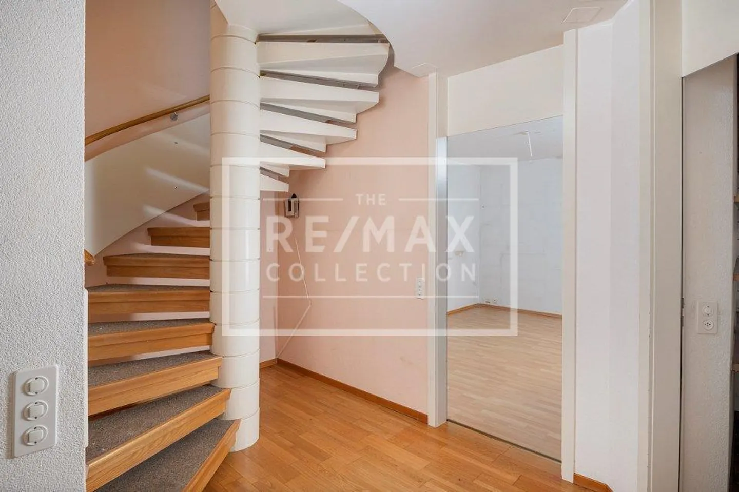 Appartement en duplex de 4,5 pièces dans une oasis résidentielle calme - sous droits de construction - Photo 6 sur 13