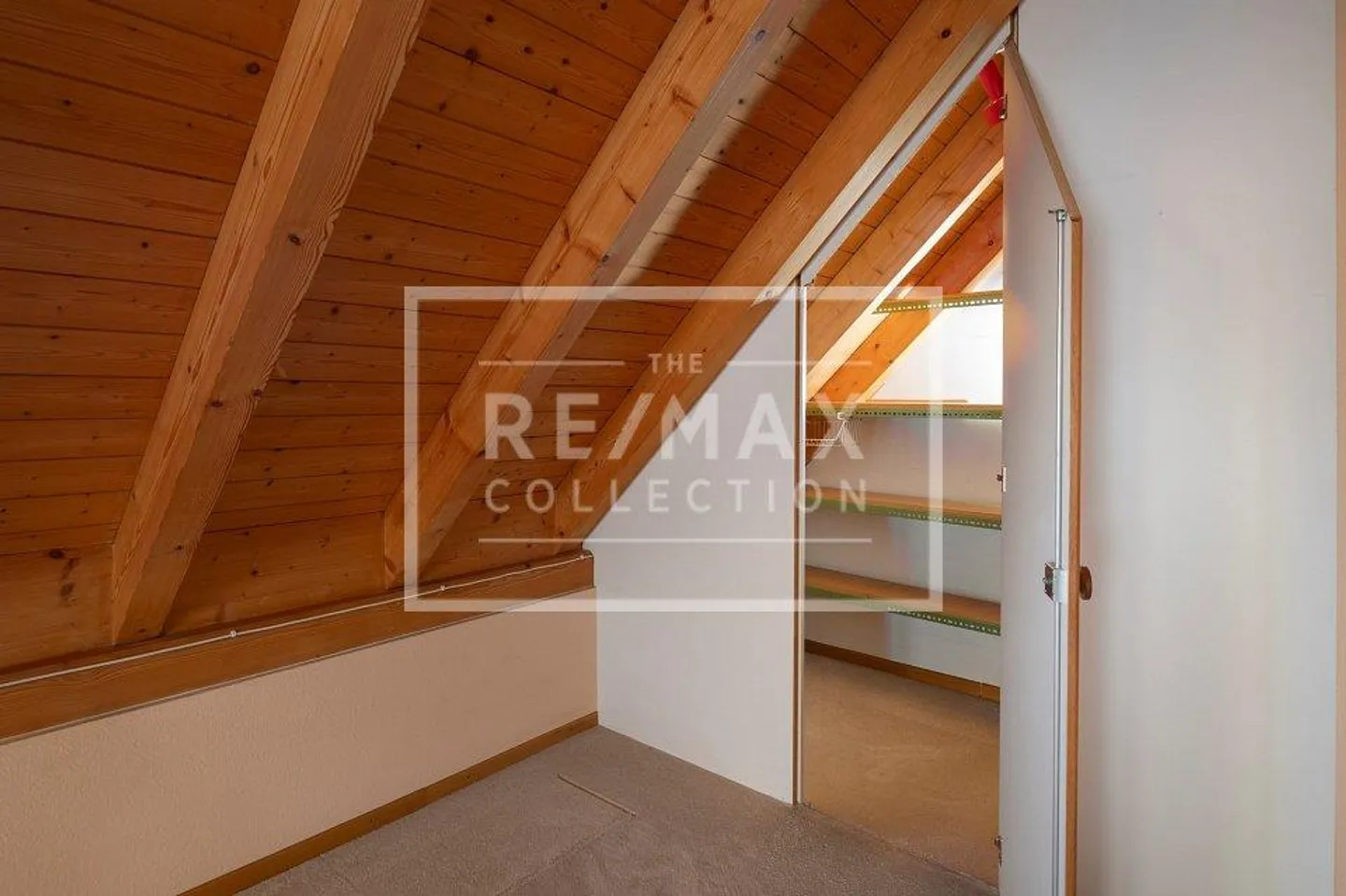 Appartement en duplex de 4,5 pièces dans une oasis résidentielle calme - sous droits de construction - Photo 13 sur 13