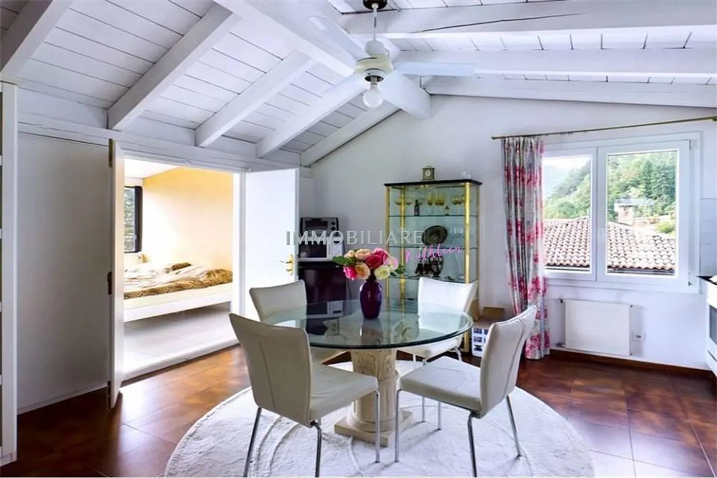 Due ville con vista lago ideali come residenza familiare per le vacanze - Foto 22 di 24