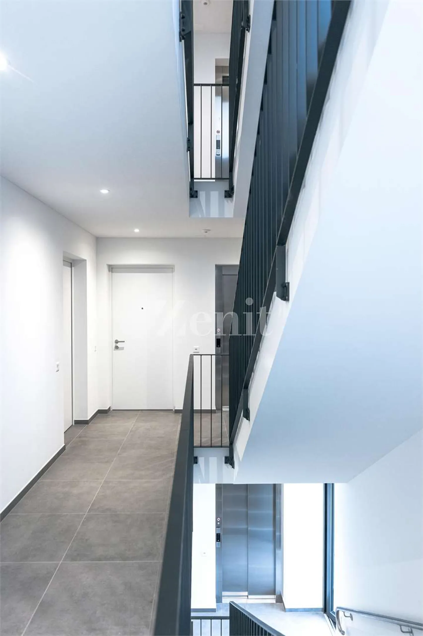 Neue 2.5-Zimmer-Wohnung mit Garten - Photo 4 sur 12