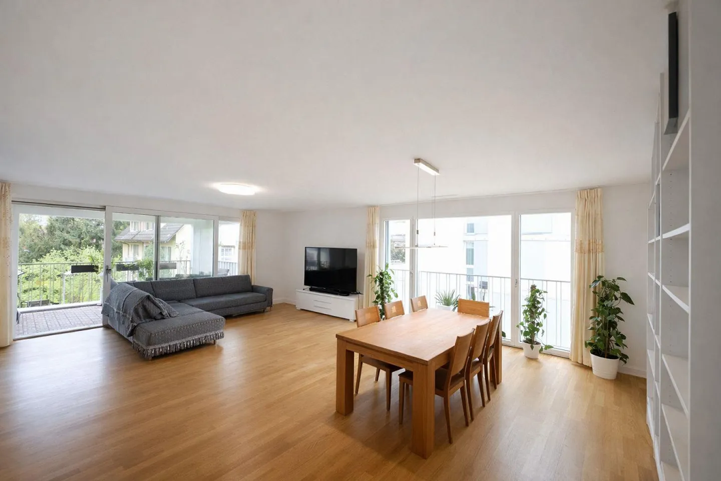 Moderne 4.5-Zimmer-Wohnung in Zürich - Foto 4 von 8