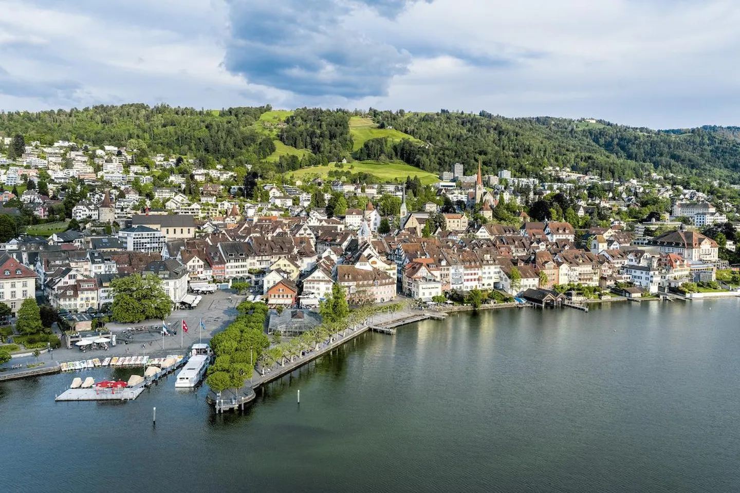 Exklusive Stadtvilla mit Potenzial für zeitgemässe Neuinszenierung - Foto 1 von 1