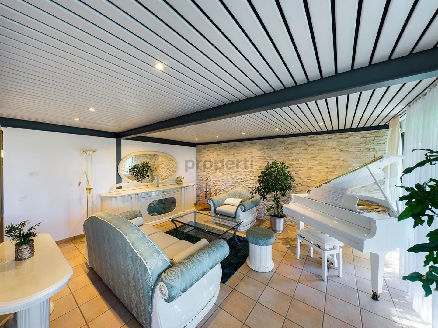 Loftfeeling mit Fernblick  Dein stilvoller Rückzugsort im Grünen mit gutem Anschluss an Zürich - Foto 1 von 11