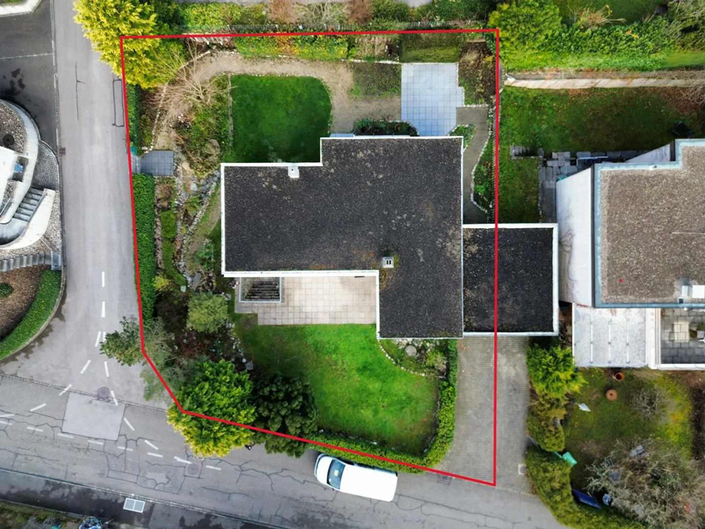 Casa unifamiliare di 5,5 stanze con molto spazio per le tue idee abitative - Foto 2 di 18