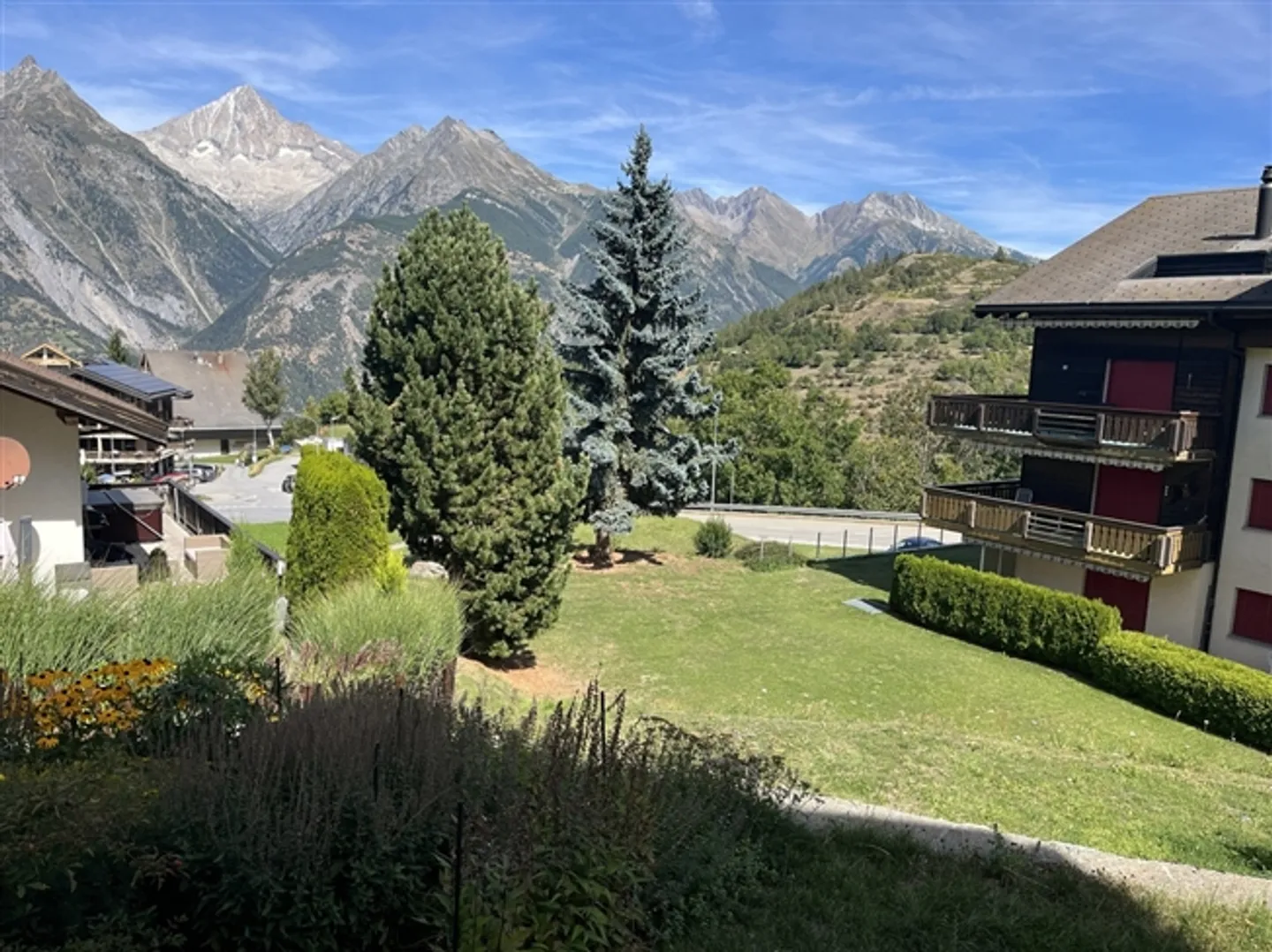 Appartamento bilocale nella casa plurifamiliare Kristall a 3944 Unterbäch/CH - Foto 2 di 9