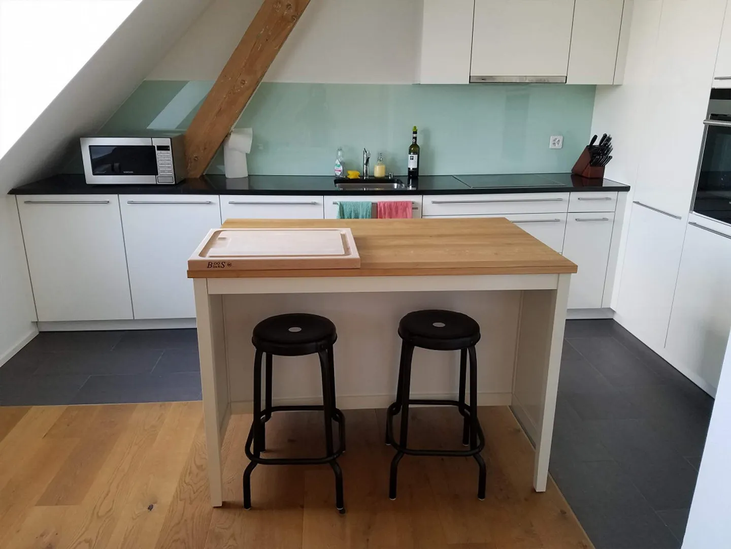 Incantevole appartamento maisonette di 3,5 stanze a Zurigo - Foto 3 di 13