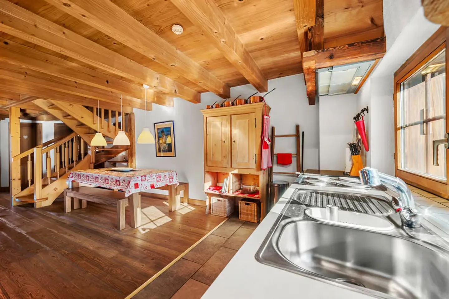 Ein charakteristisches Chalet im Herzen einer natürlichen Umgebung - Foto 5 von 13