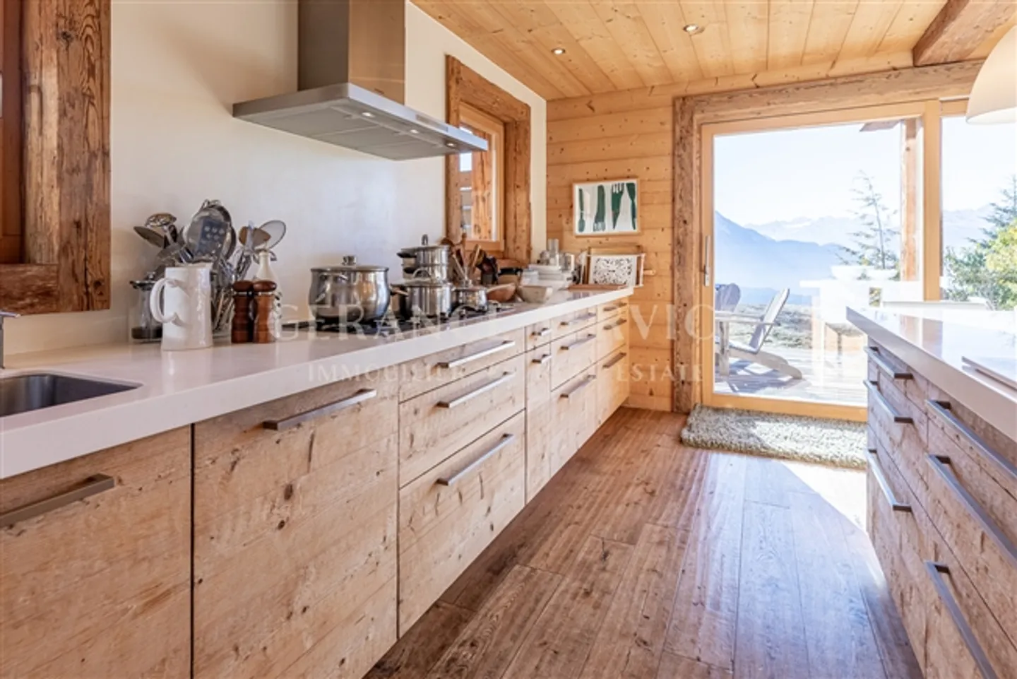 Charmantes 10 Zimmer Chalet - Foto 12 von 20