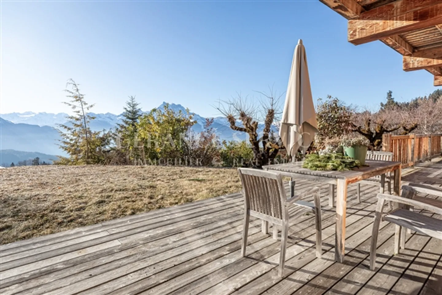 Charmantes 10 Zimmer Chalet - Foto 19 von 20