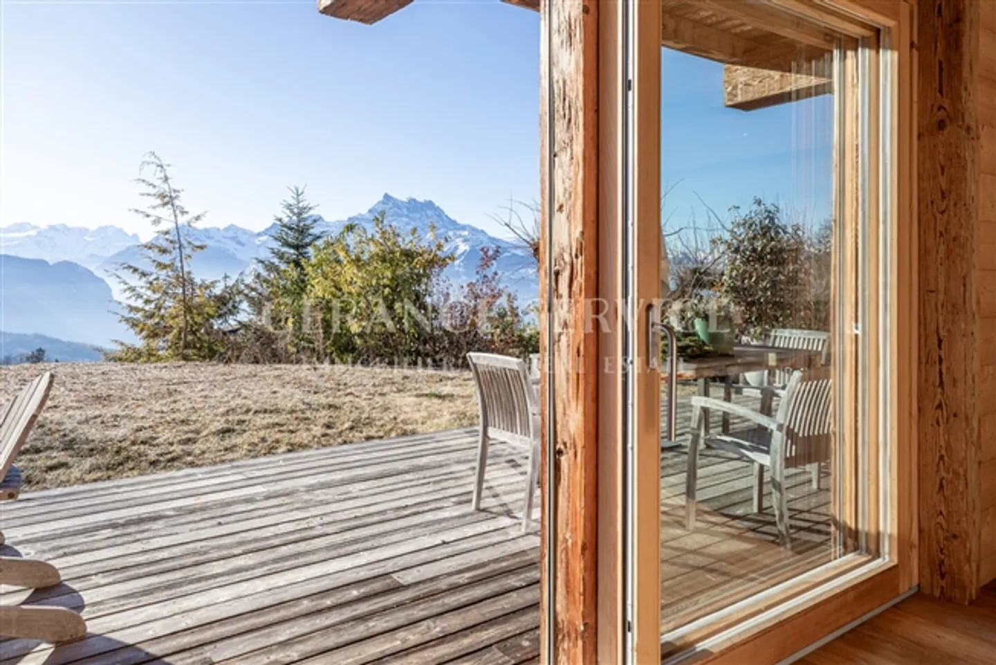 Charmantes 10 Zimmer Chalet - Foto 20 von 20