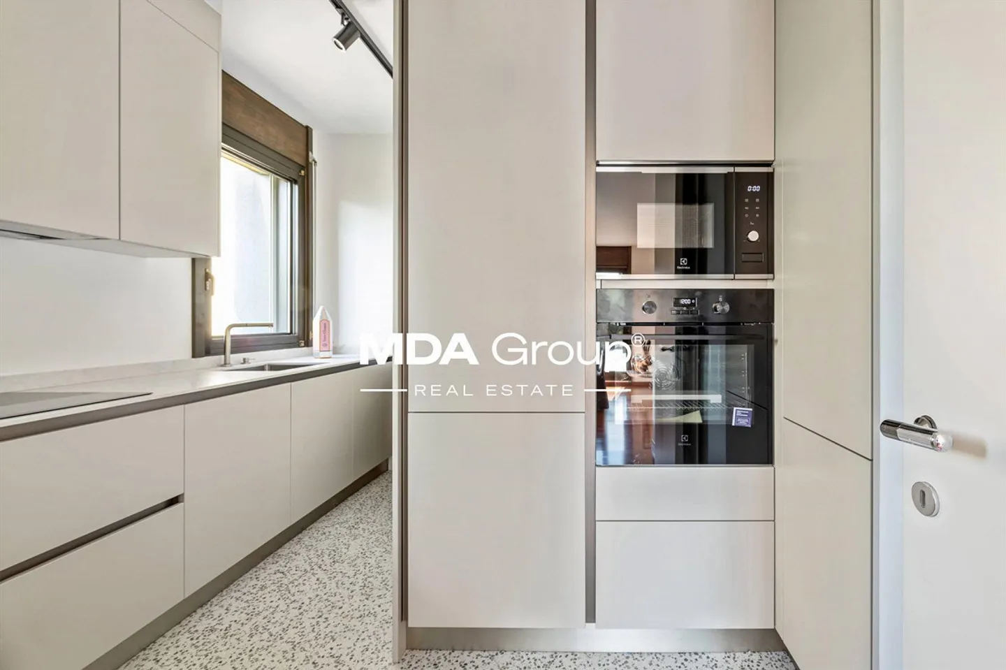 Condominio in vendita, Via Montalbano (Collina d'Oro, Svizzera) - Foto 10 di 13