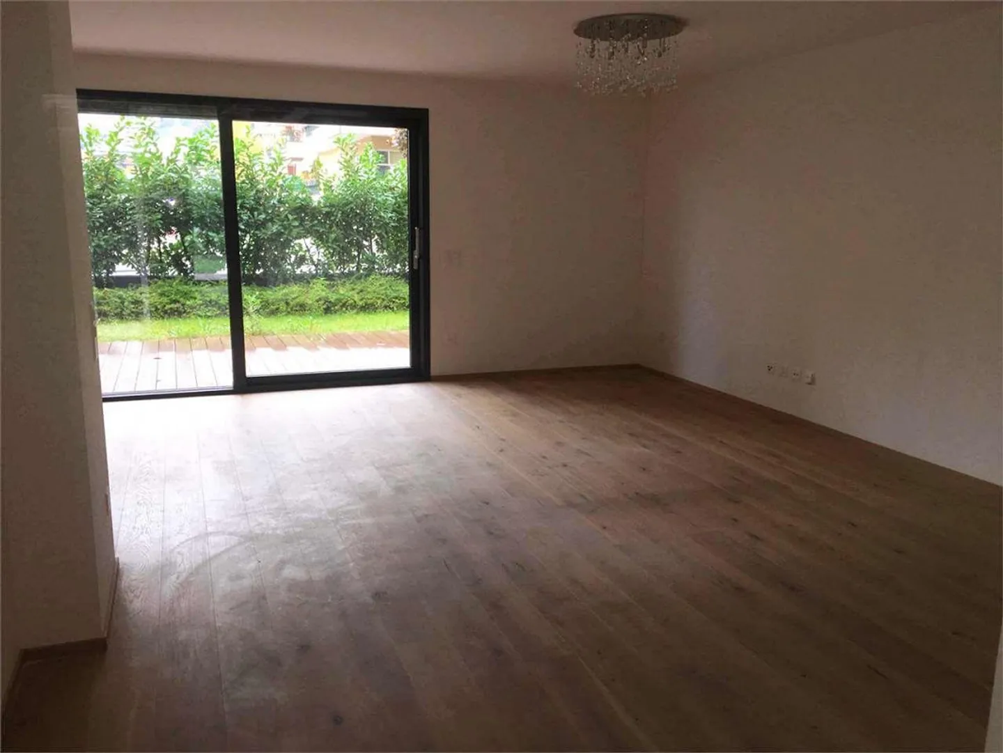 Pregassona, elegante 4,5 locali con giardino - Foto 5 di 13
