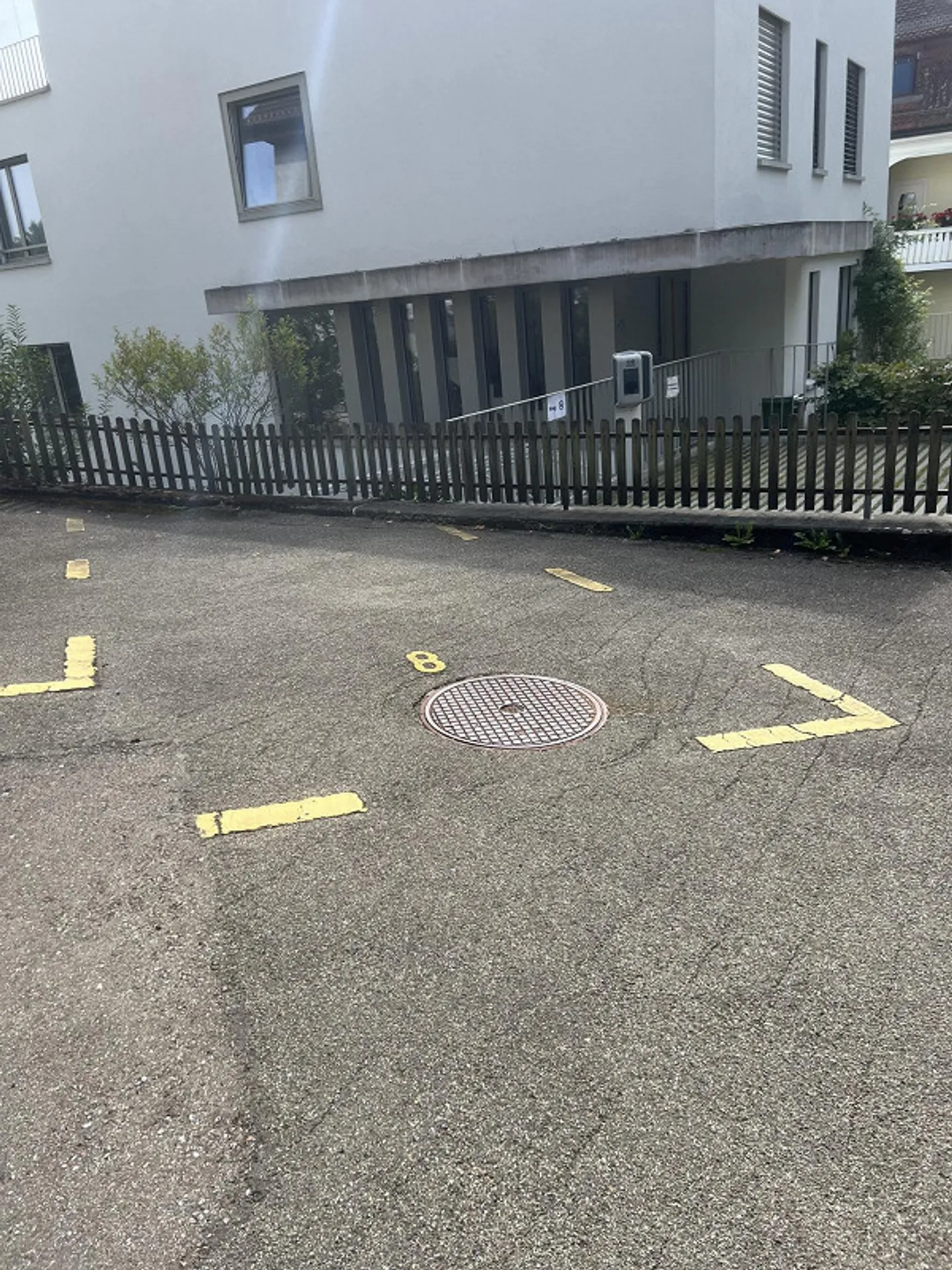 Posto auto accanto alla HSG - Foto 1 di 2