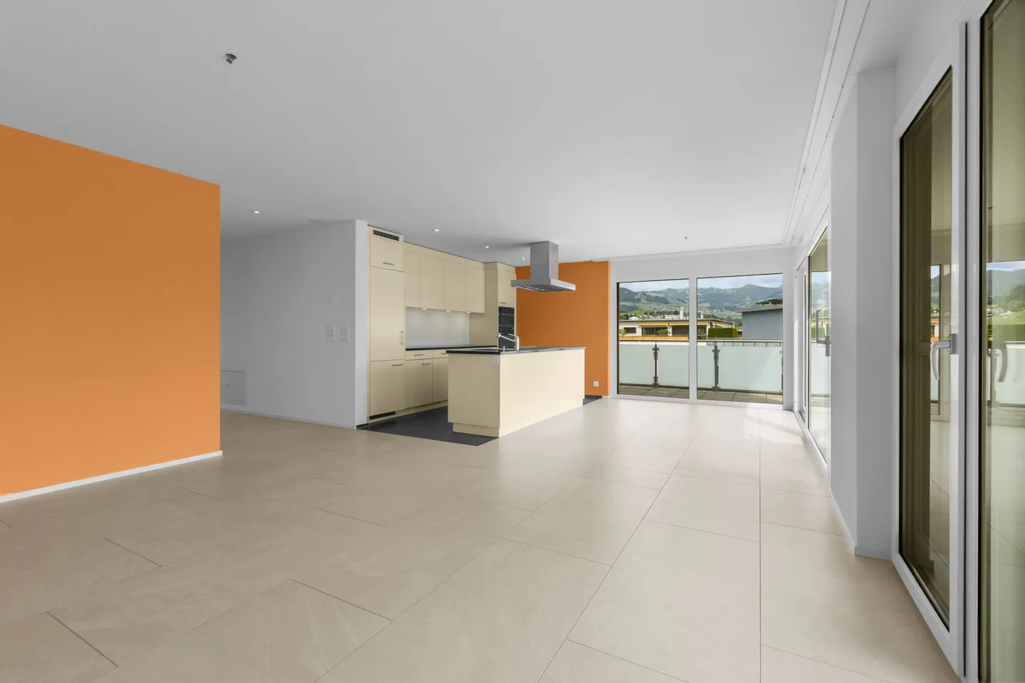 Exclusive 3-room penthouse apartment with panoramic view - Photo 2 of 31