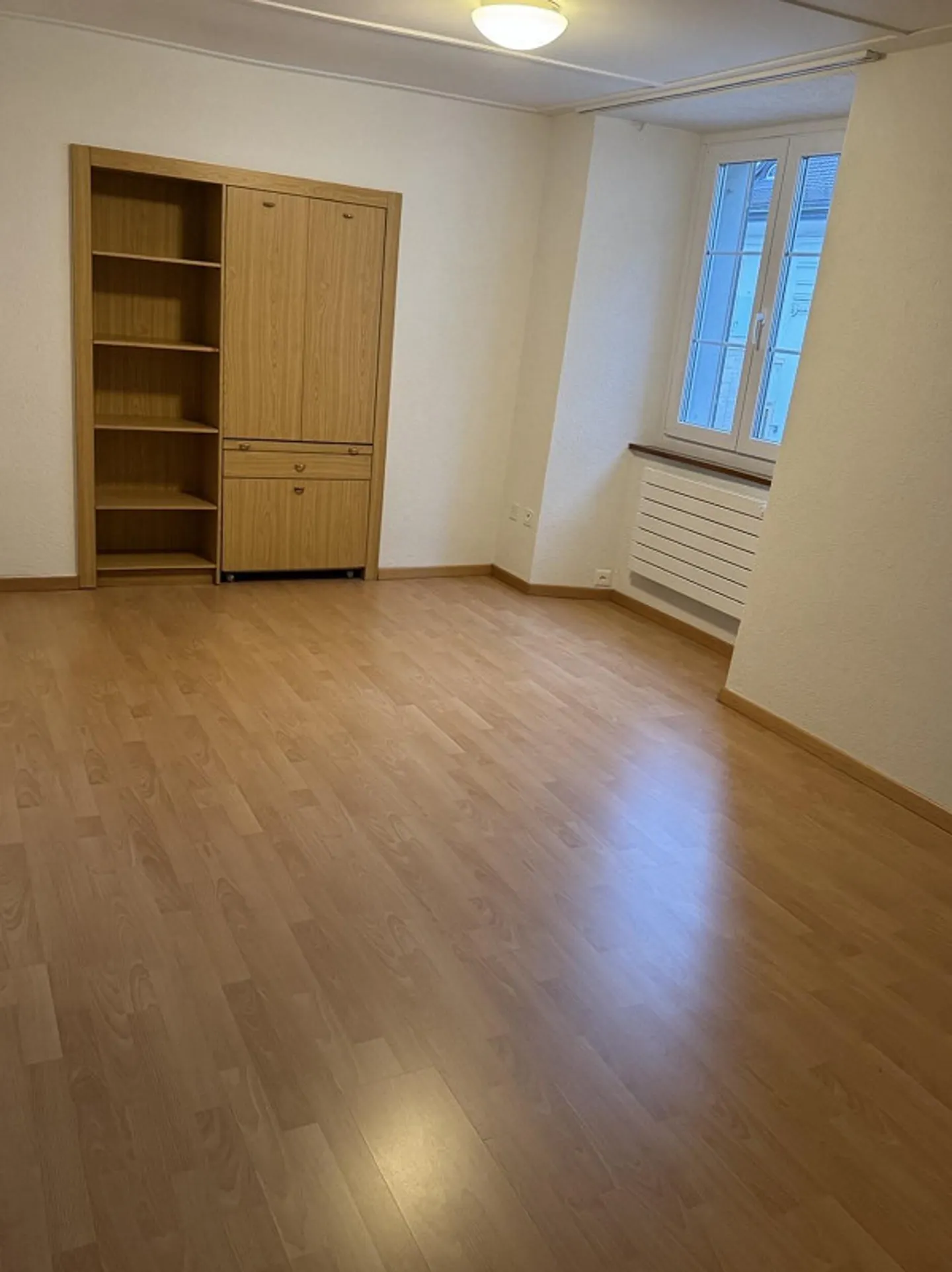 Schöne 3 Zimmer-Wohnung an zentraler Lage - Foto 2 von 5