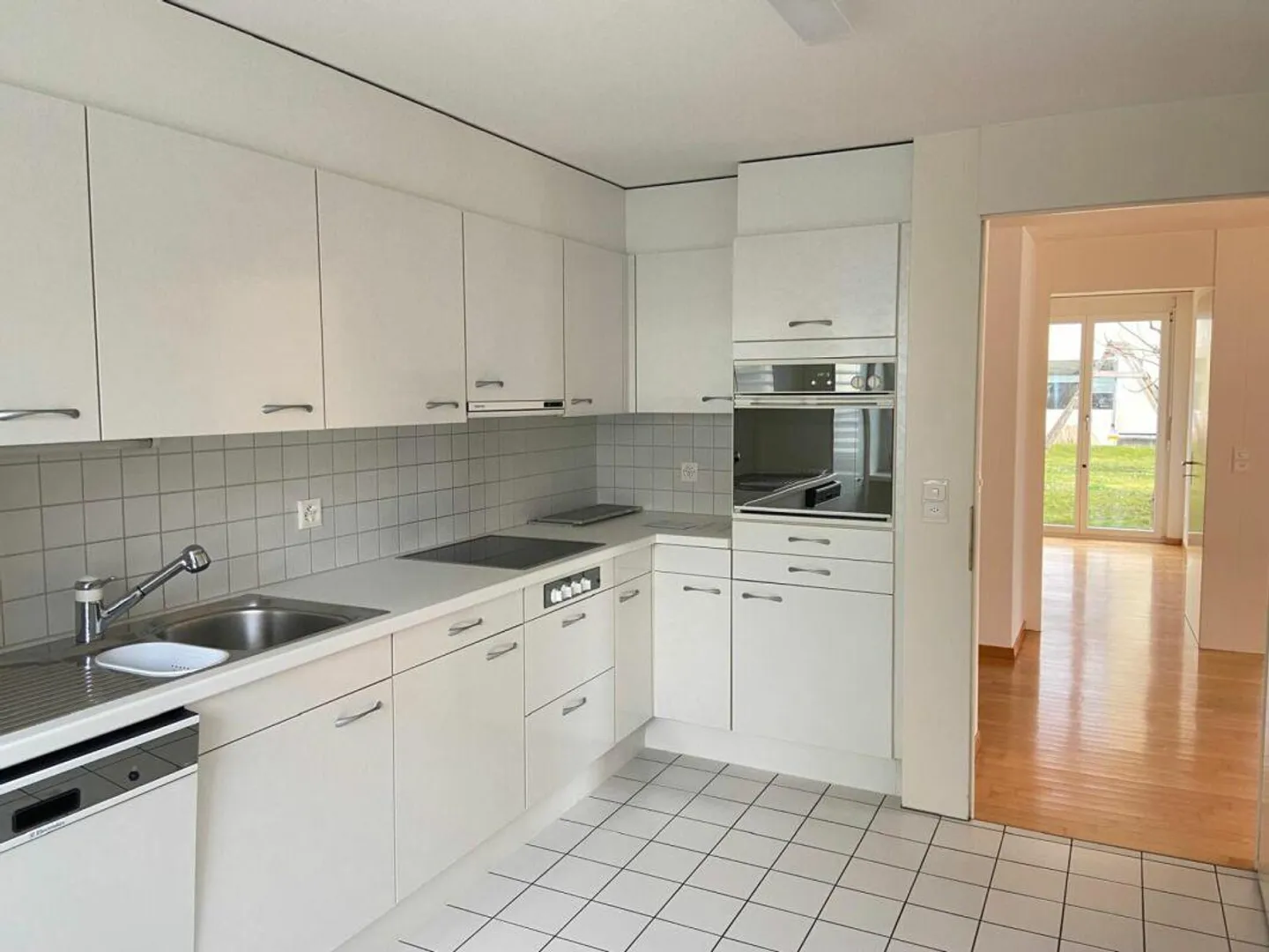 Erdgeschosswohnung mit Seeblick - Exklusive Lage zwischen See und S... - Foto 4 von 13