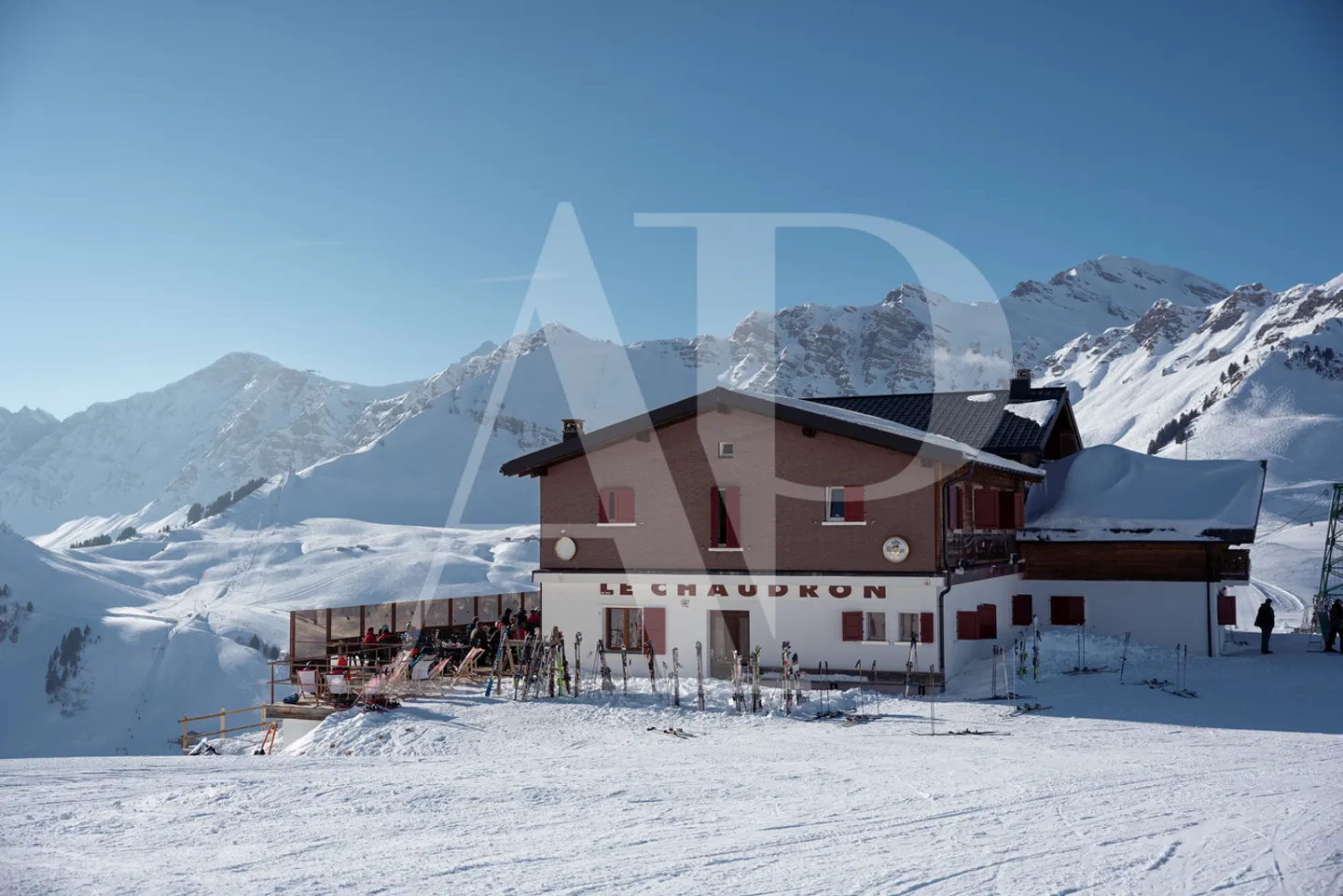 Ristorante con camere per gli ospiti ski-in-out a Champéry Planachaux - Foto 4 di 13