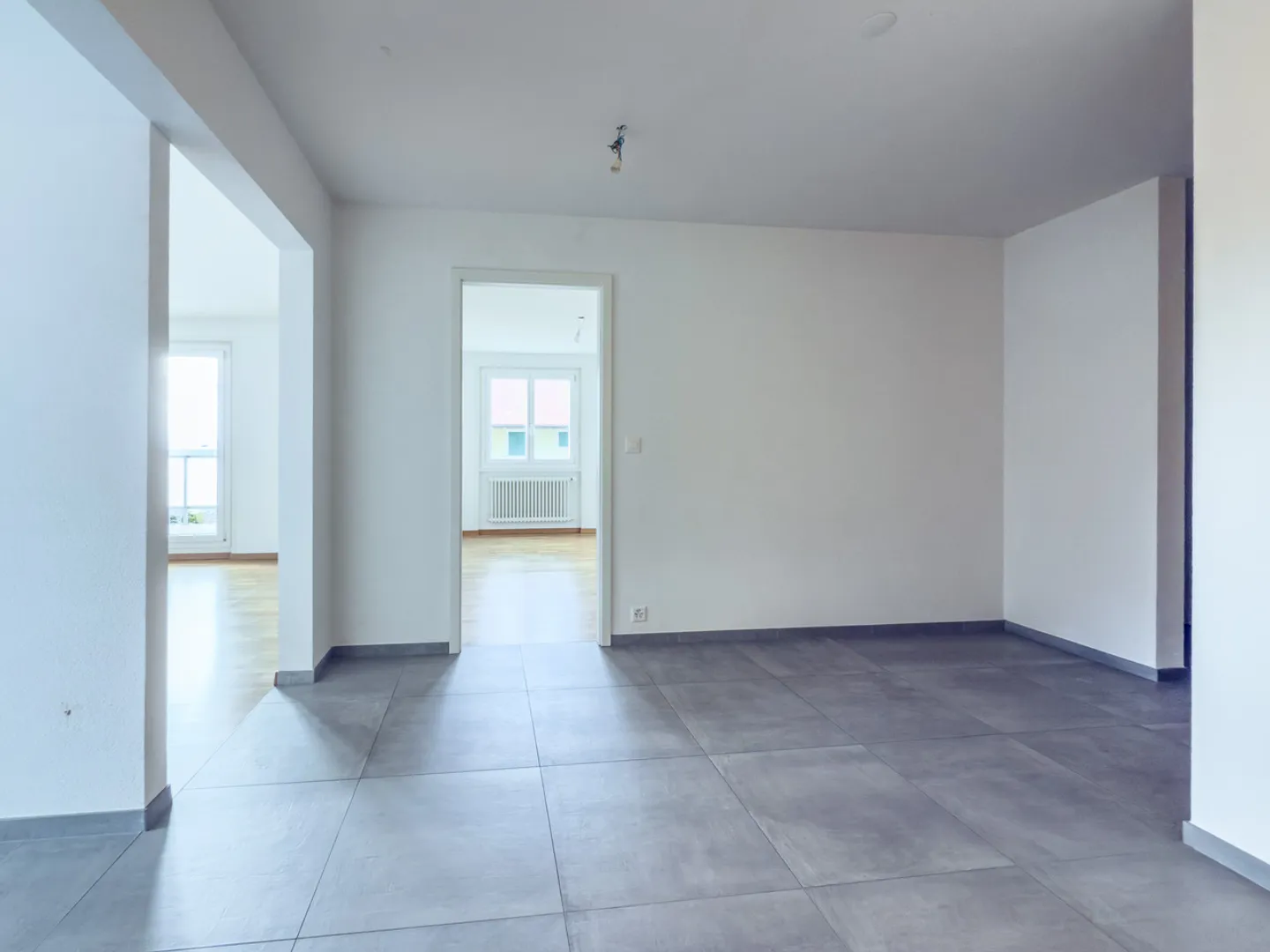 Vollständig renovierte 3,5-Zimmer-Wohnung in Villars-Tiercelin - Foto 4 von 13