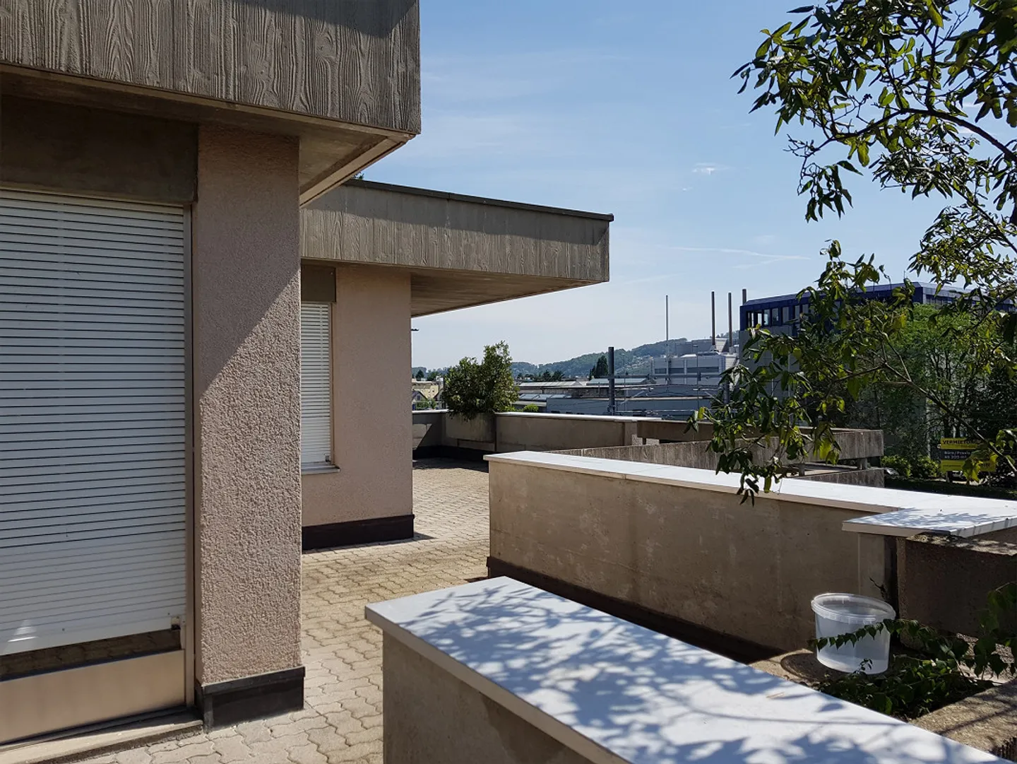 Appartamento attico 2,5 locali con grande terrazza (60m²) vicino al centro del villaggio - Foto 3 di 5