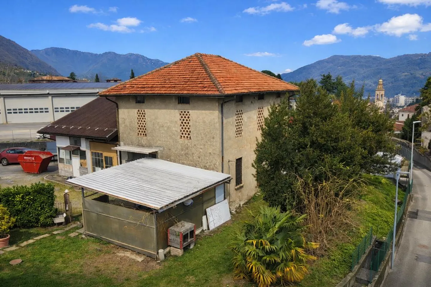 Maison unifamiliale avec rustique, grand jardin et cour privée - Photo 5 sur 25
