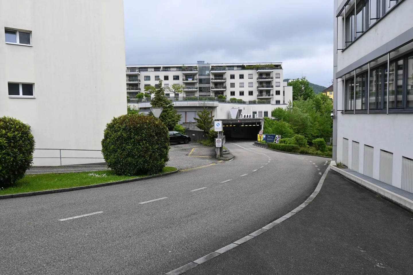 4 underground parking spaces for sale in Hammer Center Olten! - Photo 6 of 10