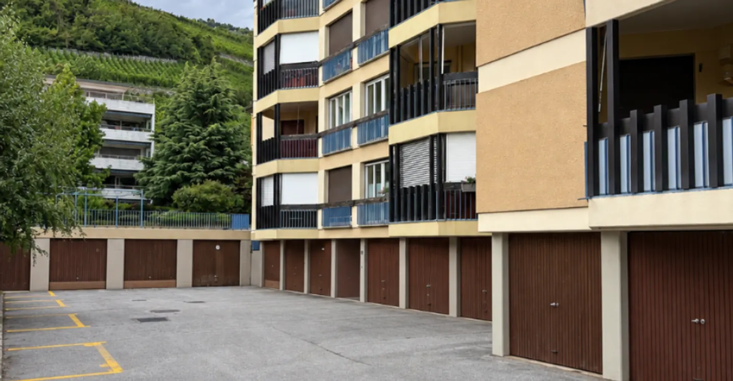 Beautiful 4.5-room apartment in the heights of Sierre - Photo 9 of 9