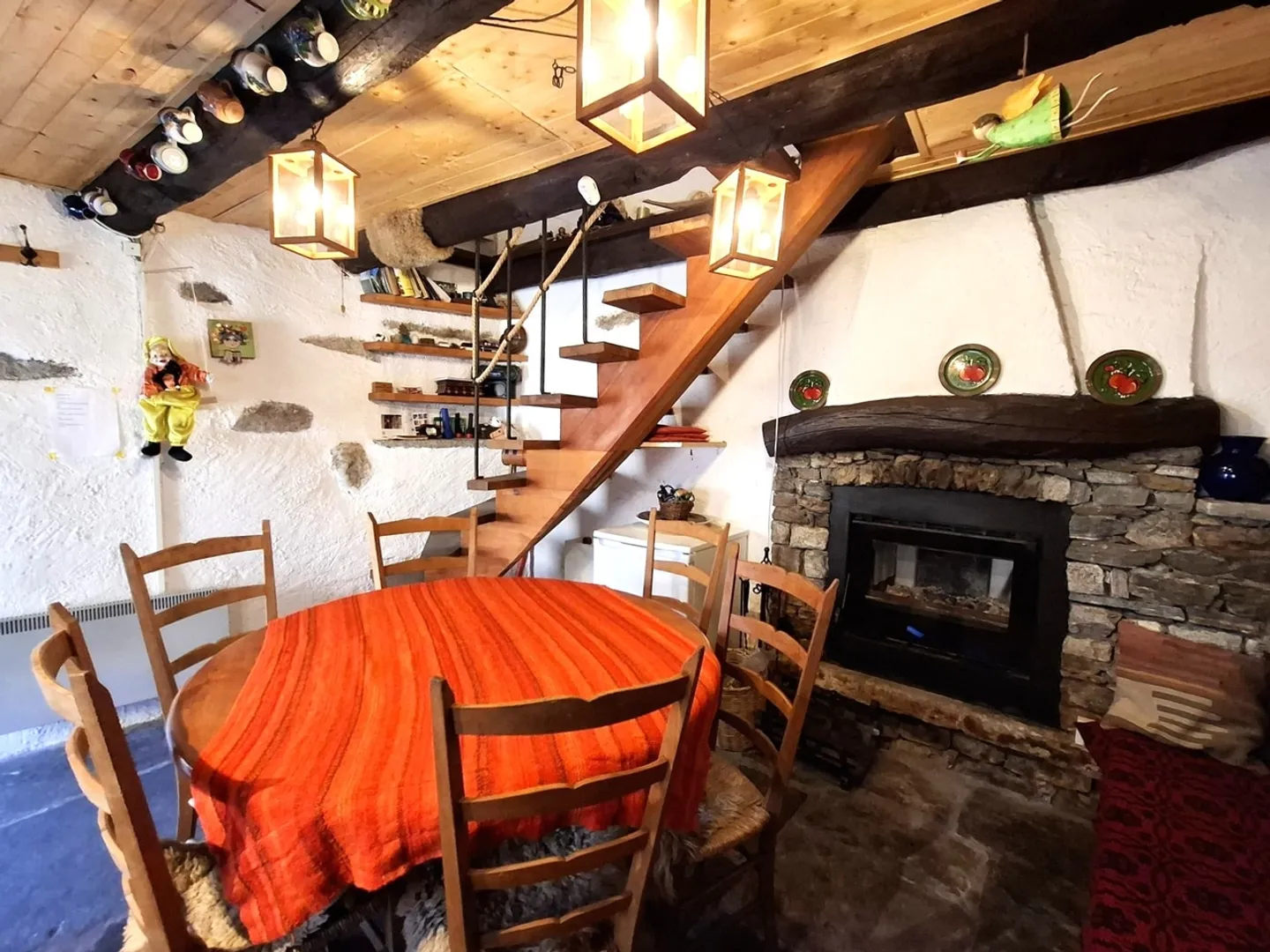 Charming rustic in the picturesque Verzasca region / Corippo, Canton TI - Photo 2 of 13