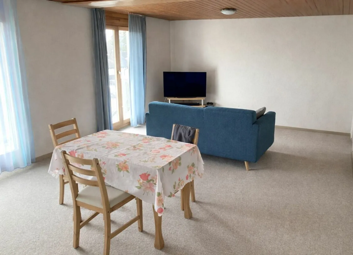 Helles Apartment in ruhiger Lage - Foto 3 von 10