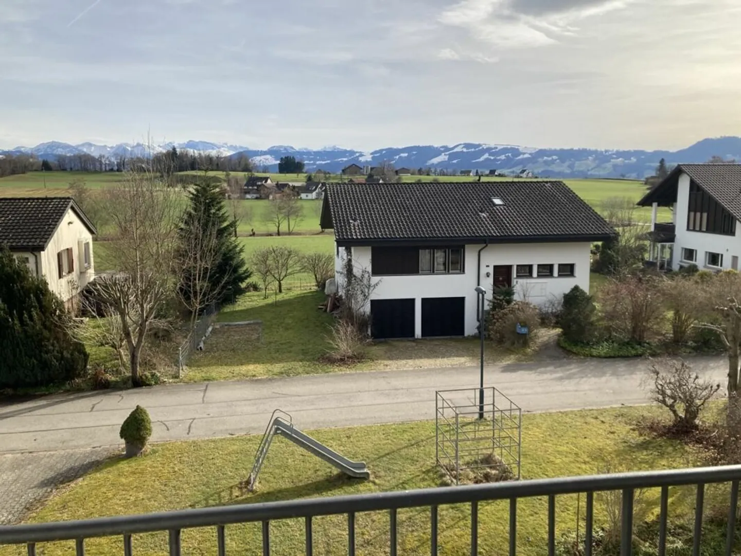 Helles Apartment in ruhiger Lage - Foto 7 von 10