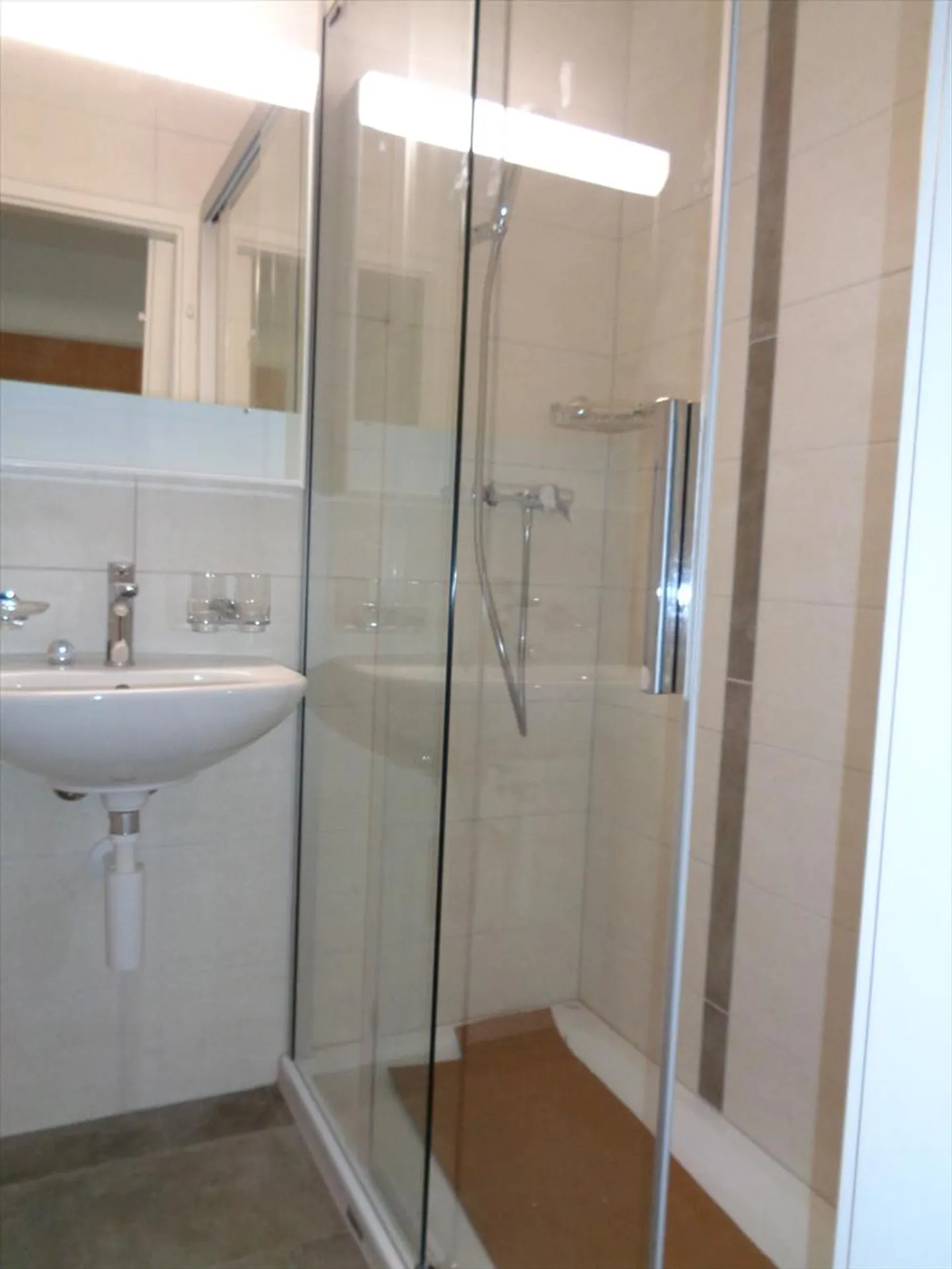 2-room apartment - Photo 7 of 13