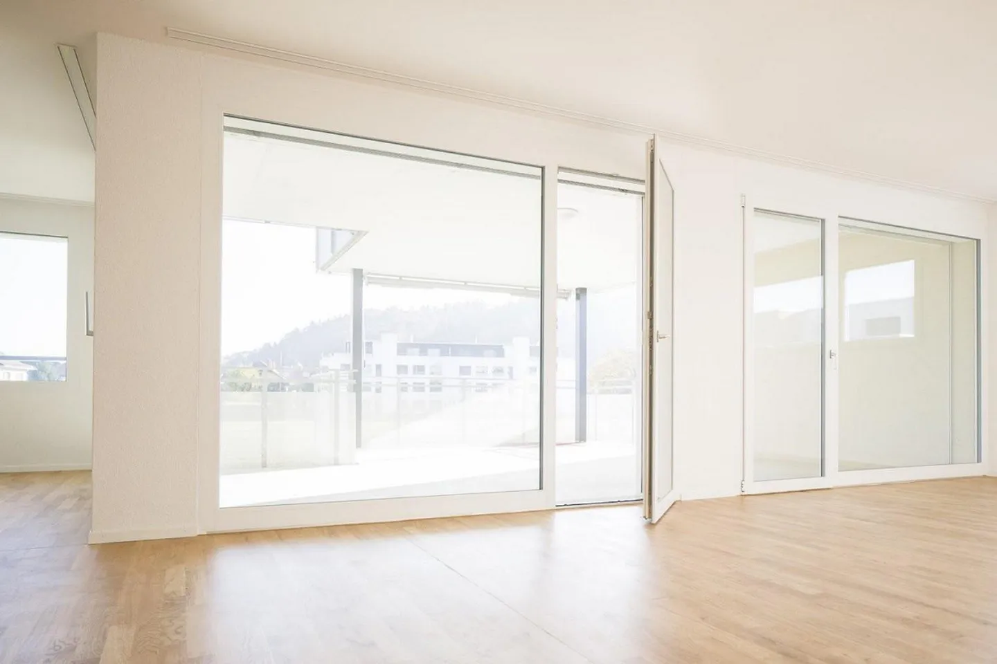 Grosszügige Familienwohnung - Foto 2 von 9