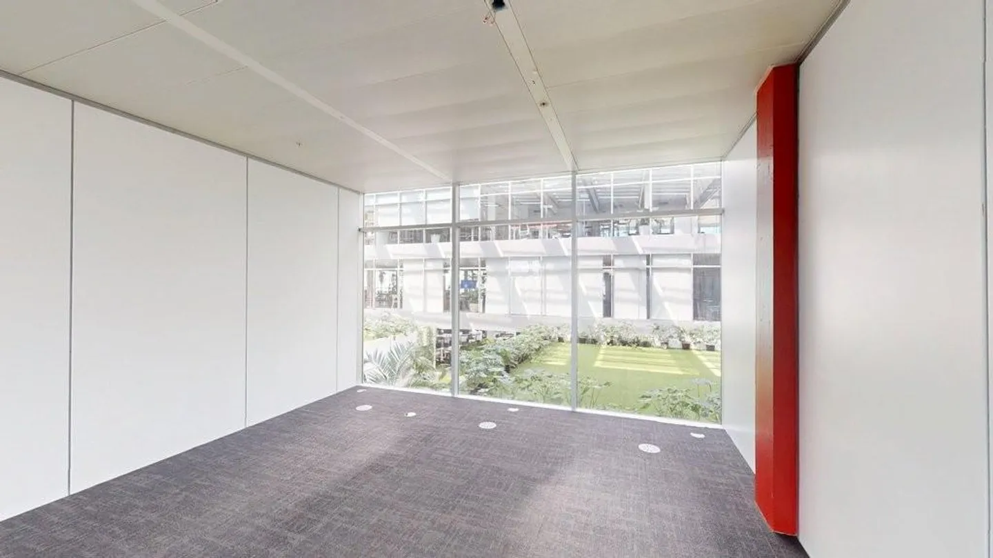 Bureau moderne dans un quartier en plein essor ! - Photo 6 sur 12