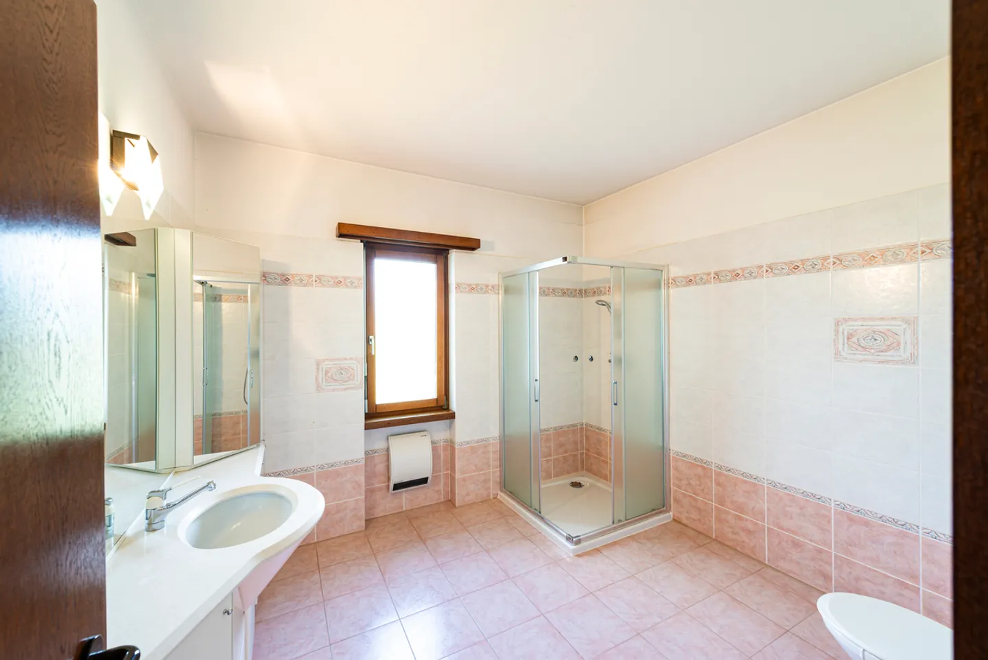 Charming Duplex Home - Photo 12 of 19