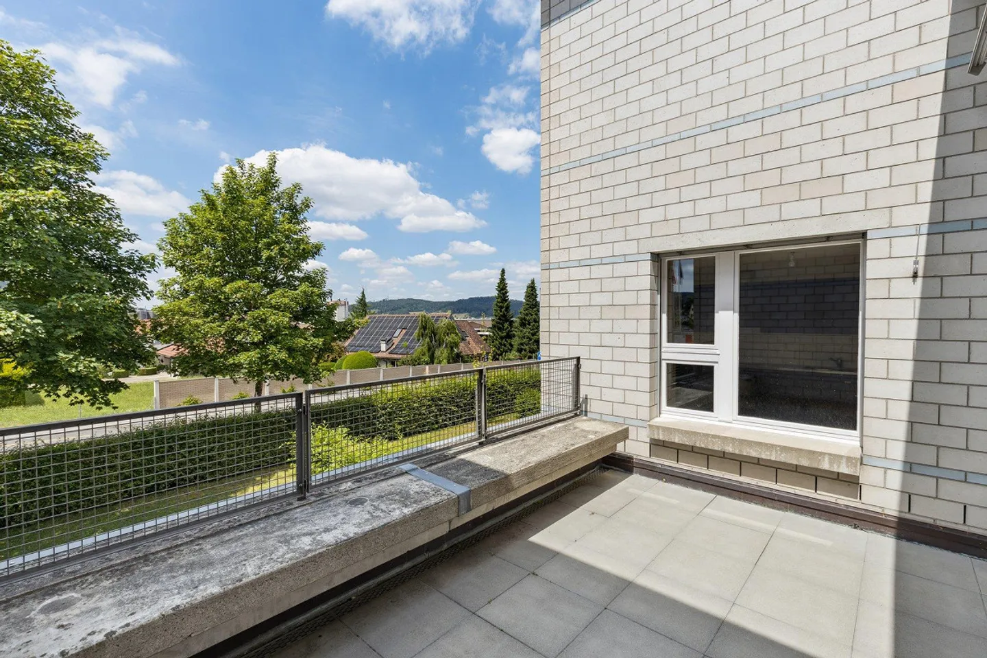 Child-friendly and lots of nature, living in Aadorf! - Photo 8 of 8