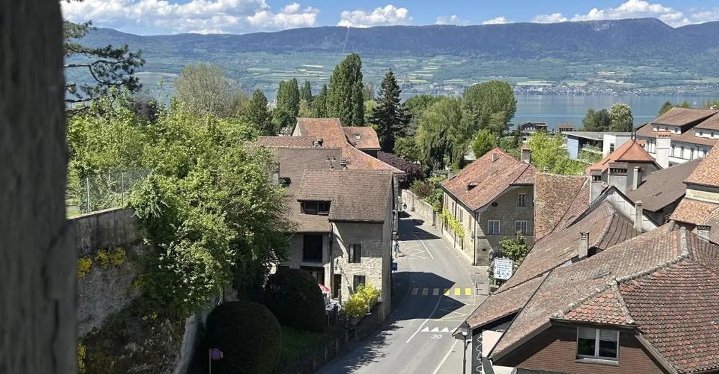 Au coeur d'Estavayer-le-Lac Maison villageoise de 6 pièces A rénover - Foto 5 von 11