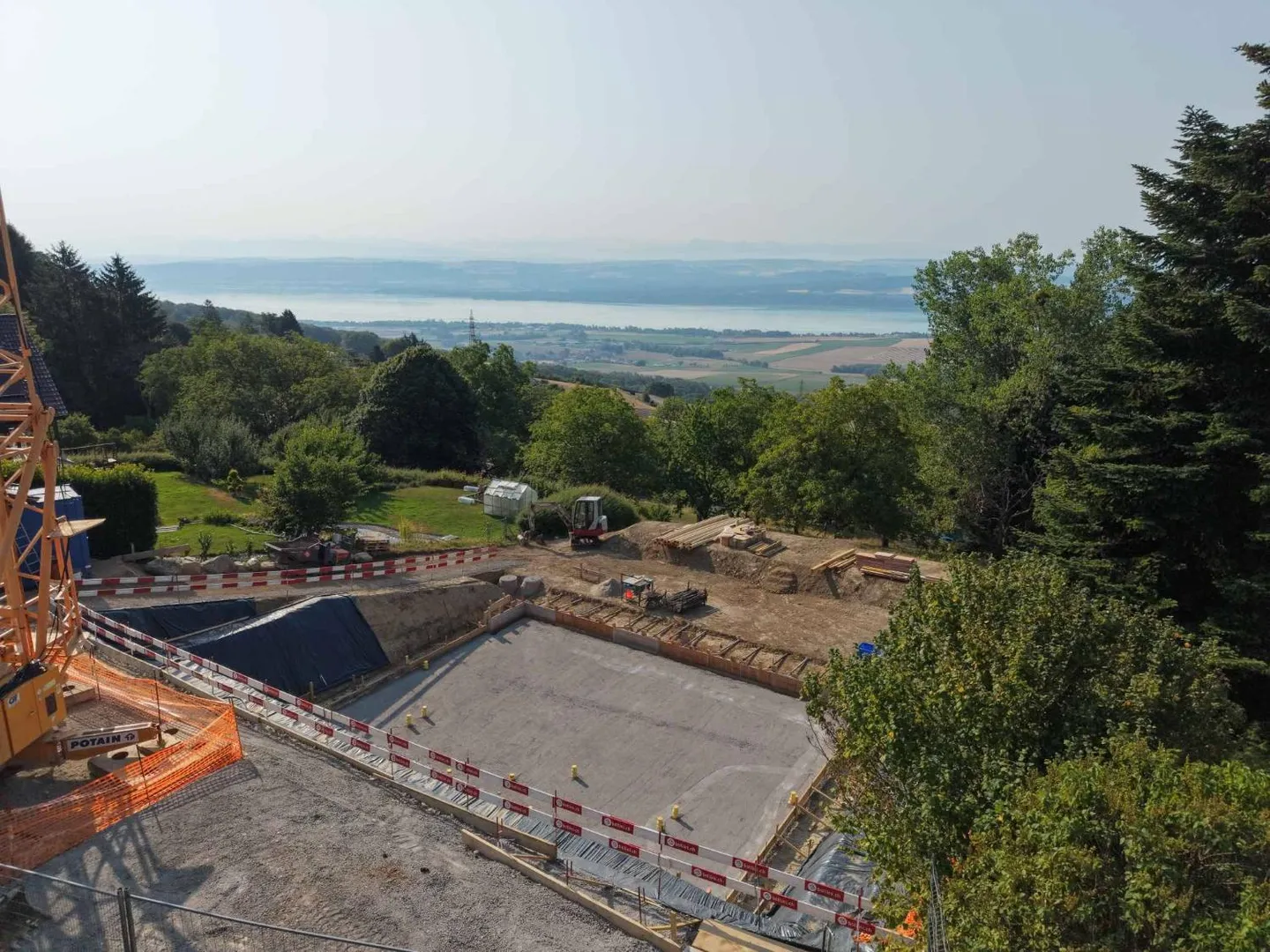 NEUE VILLA: Eine privilegierte Lebensumgebung zwischen See und Bergen! - Foto 12 von 13