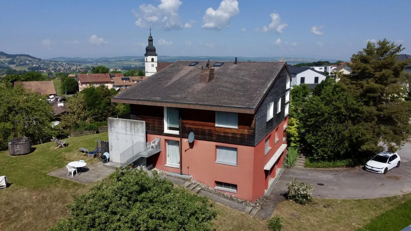 Haus mit Zwei Unabhängigen Einheiten - Foto 13 von 13