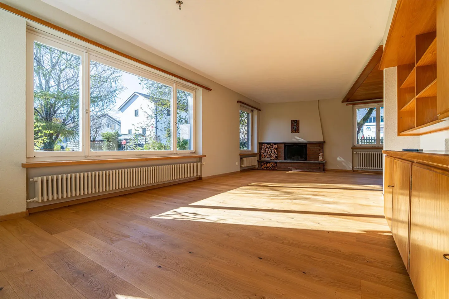 Charmantes Landhaus mit Garten - Foto 2 von 30