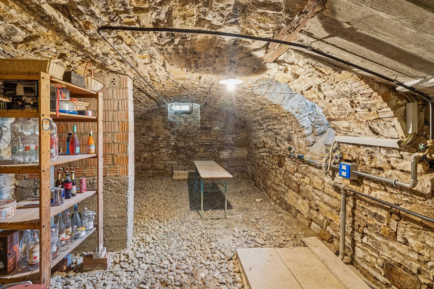 Charmantes Bauernhaus mit Werkstatt - Foto 13 von 21
