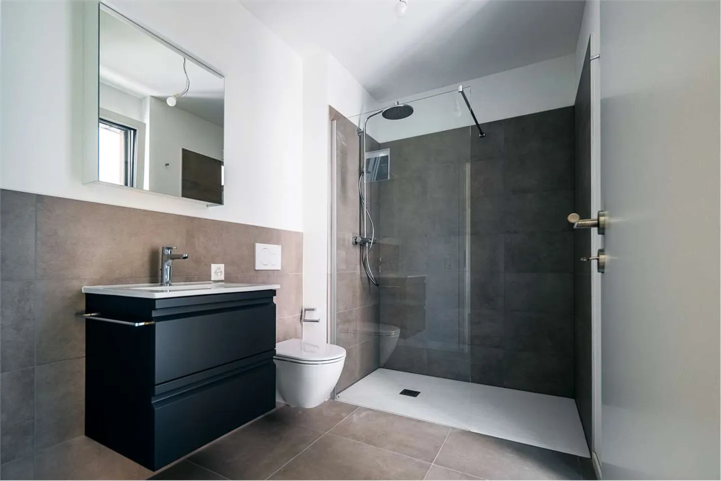 Bellinzona - Helles 4.5-Zimmer-Neubauwohnung - Photo 9 sur 13