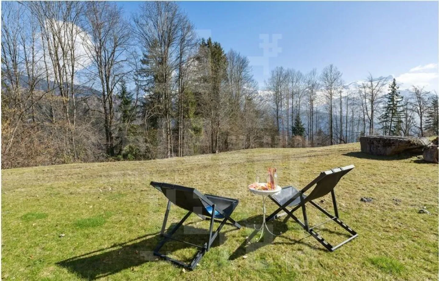 Appartement Charmant avec Terrasse - Photo 13 sur 21
