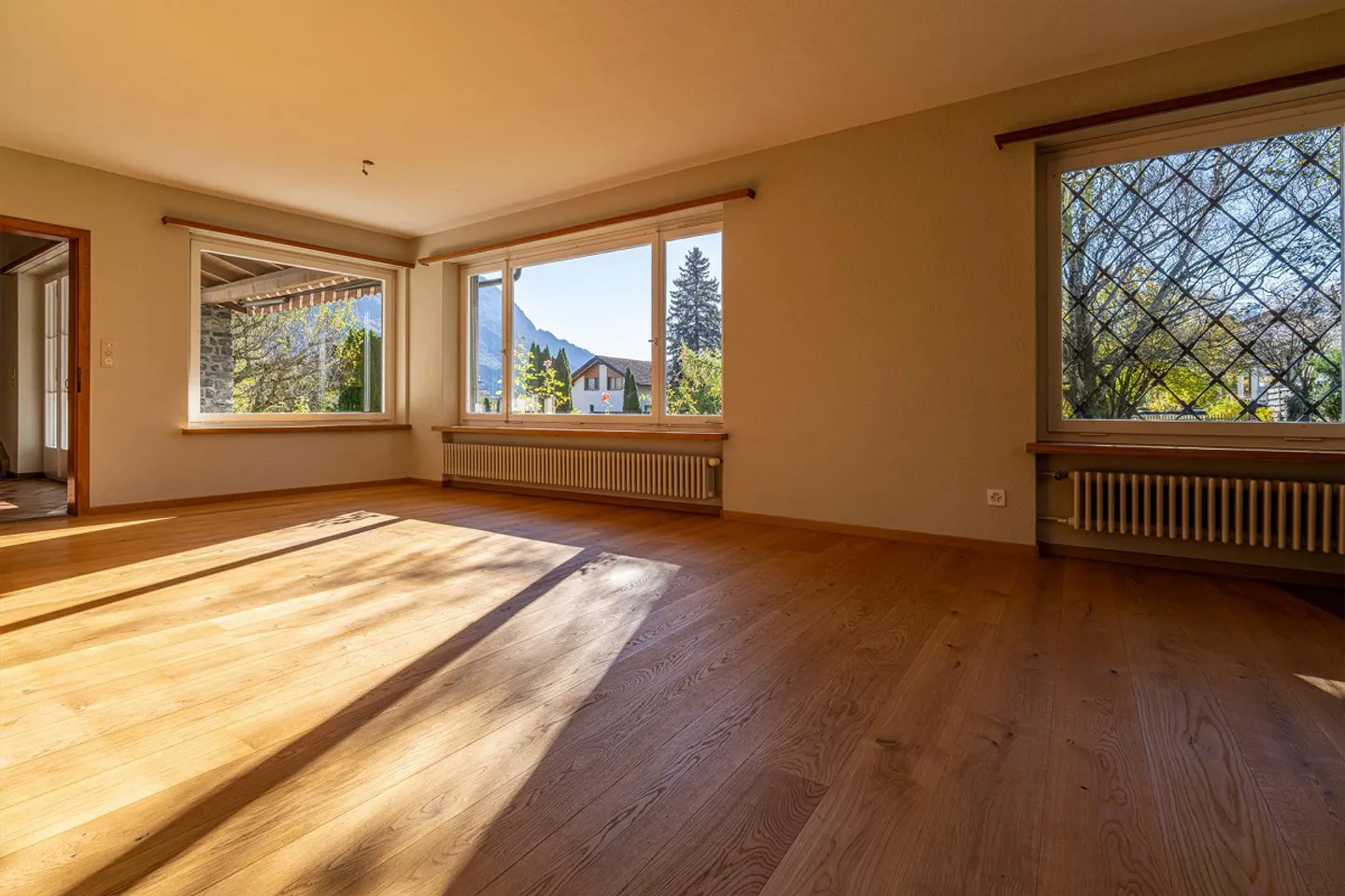 Charmantes Landhaus mit Garten - Foto 6 von 30