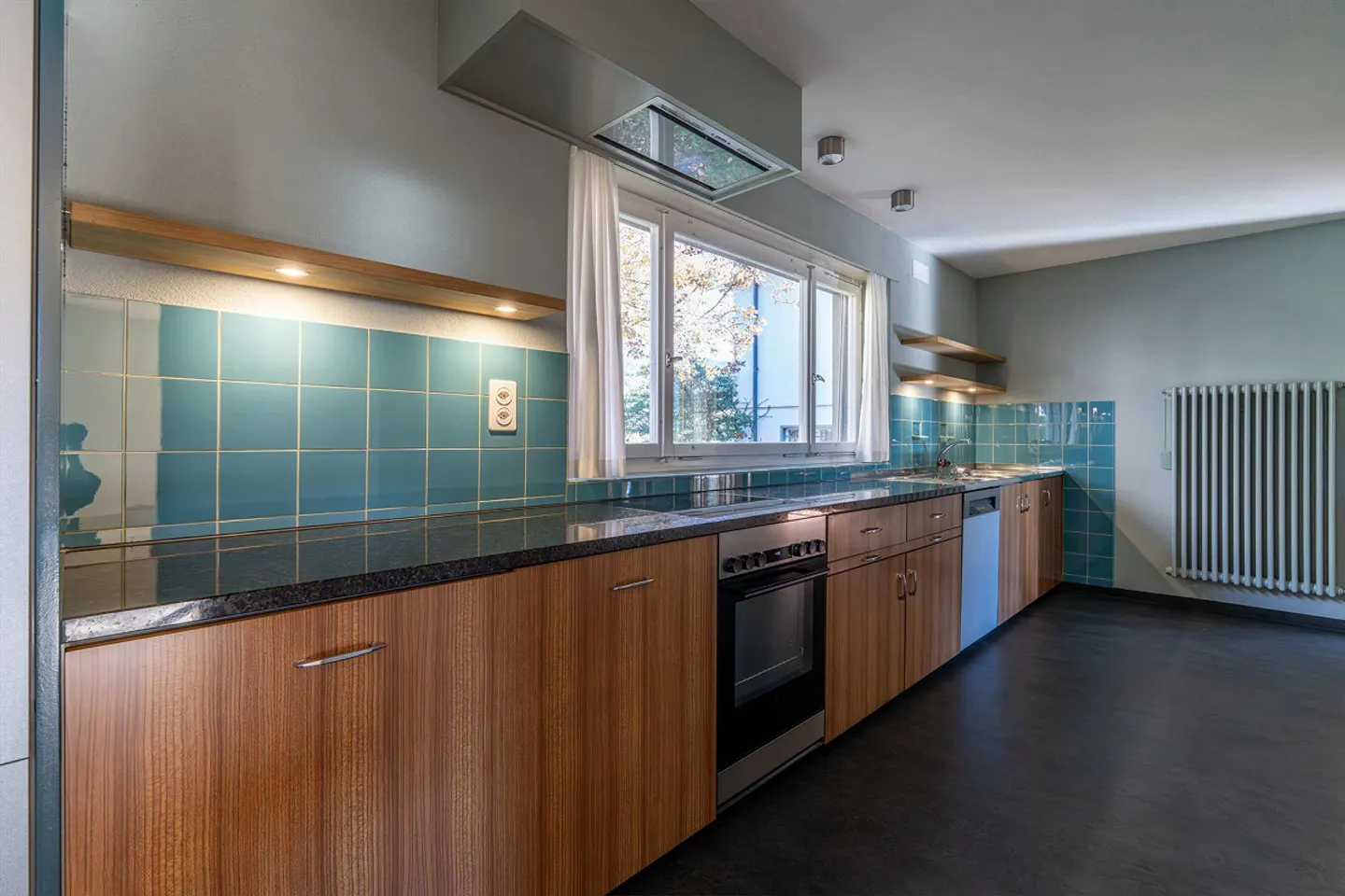 Charmantes Landhaus mit Garten - Foto 3 von 30