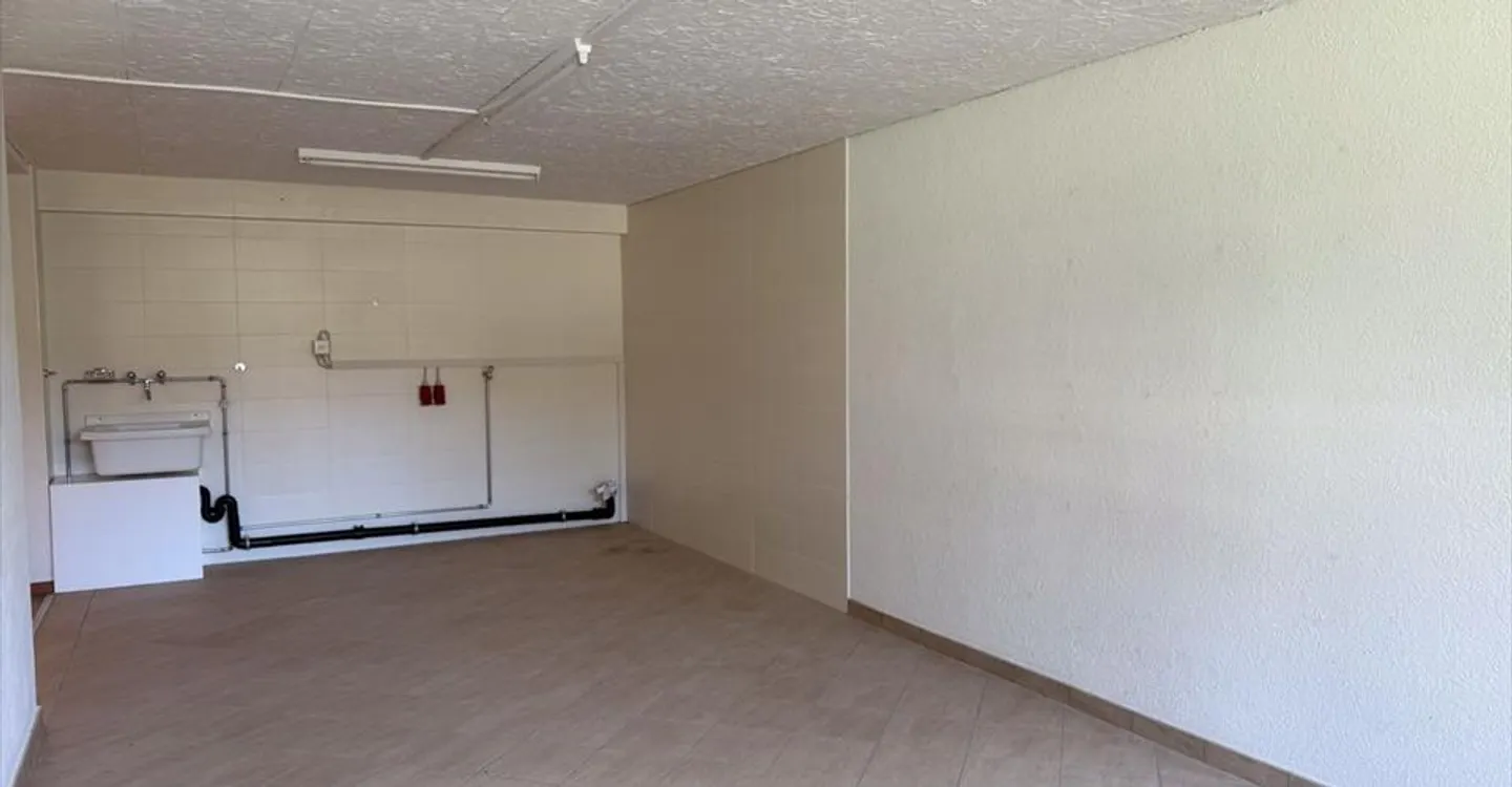 Espace Commercial Polyvalent 122m² - Photo 10 sur 13