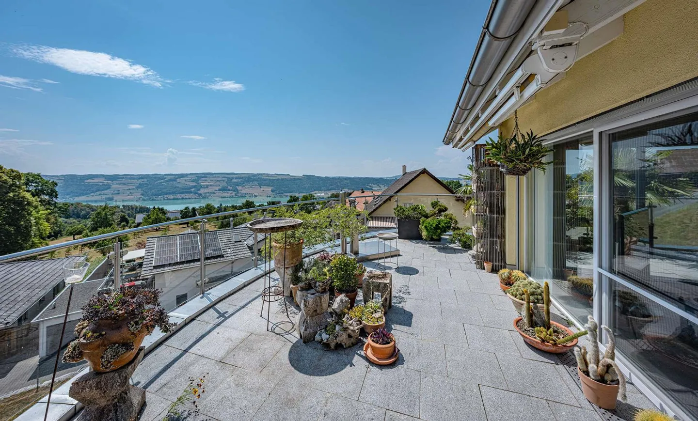 Exklusive Dachmaisonette mit Weitblick - Foto 6 von 8