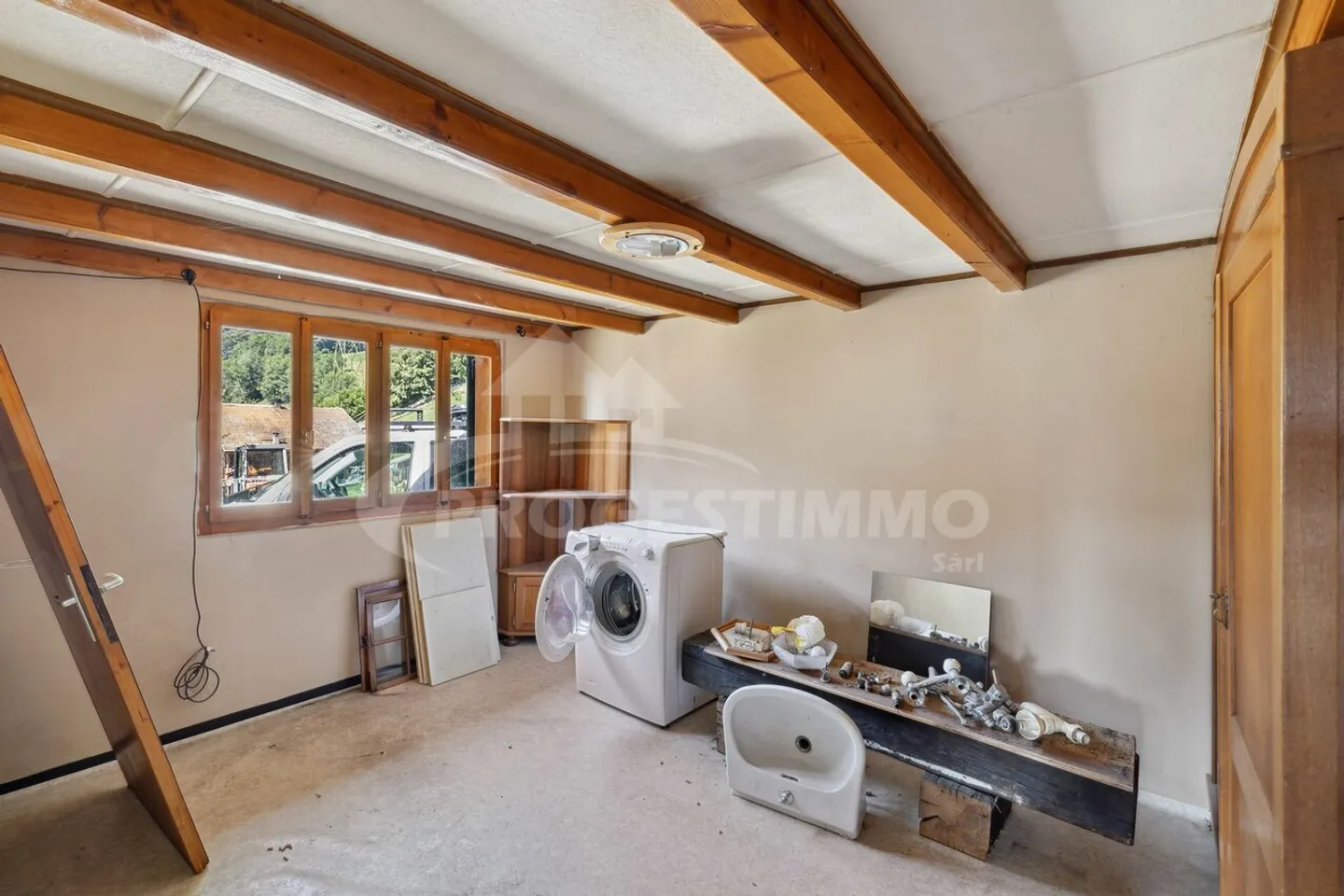 Historisches Chalet von 1767 mit großem Renovierungspotenzial - Foto 7 von 13